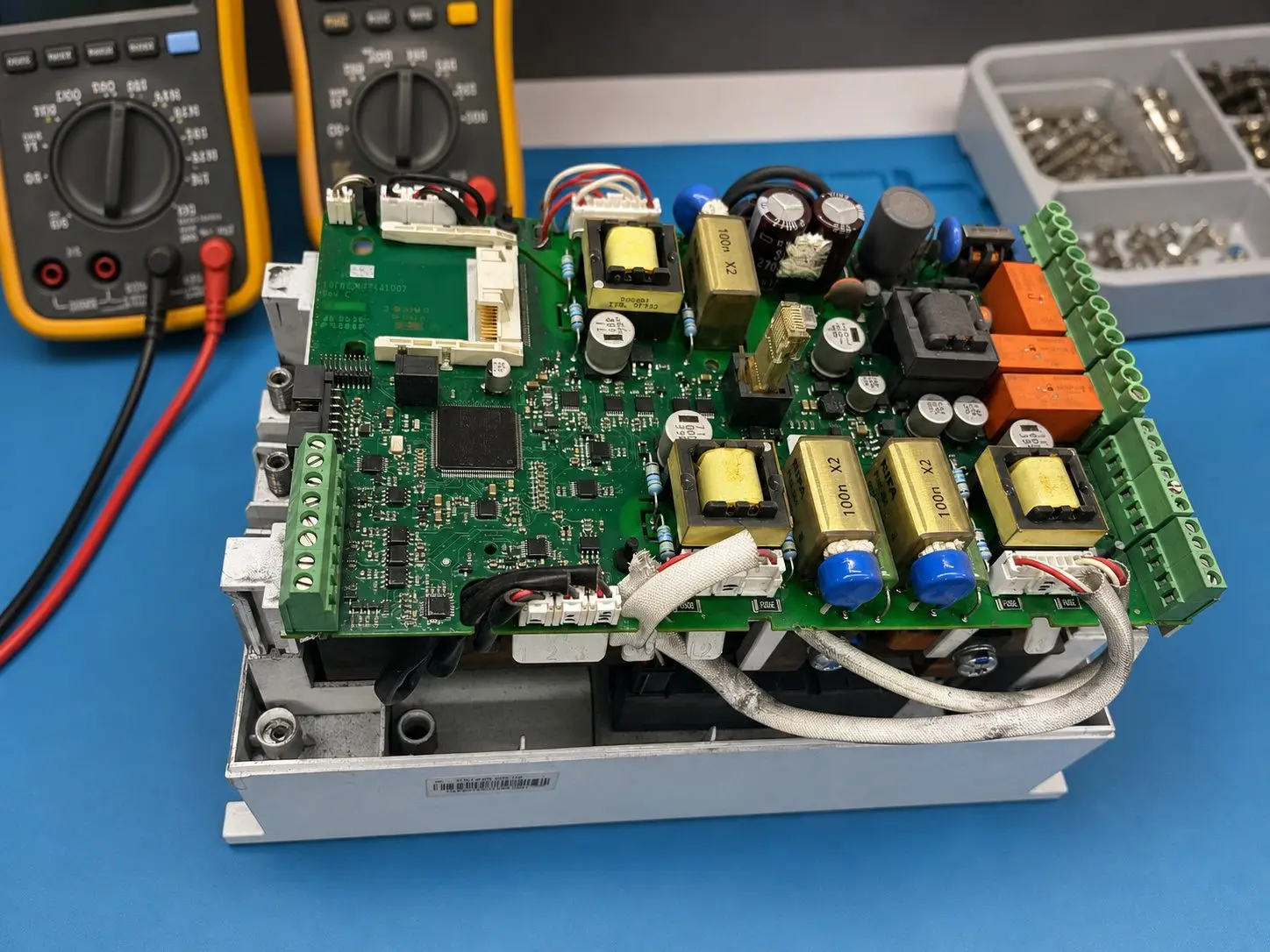 Drive dismantled for repair on the bench